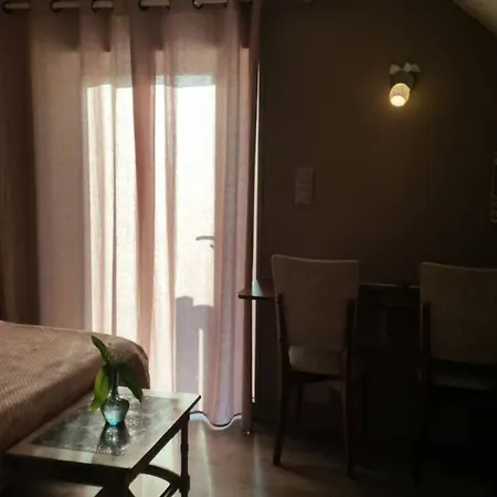 Apartamento Aux Nobles Acacias *