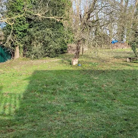 Aux Nobles Acacias Appartement